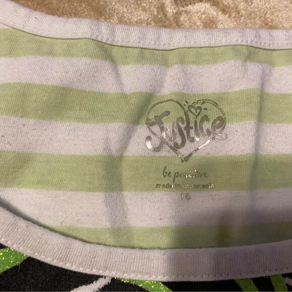 Teen Three Tops size 16-18 one price for all - Picture 2 of 6